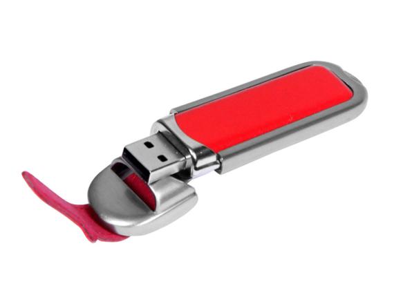 USB 2.0- флешка на 8 Гб с массивным классическим корпусом