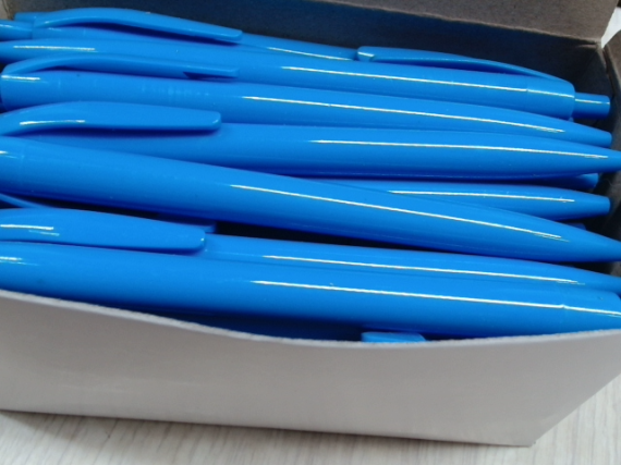 Ручка шариковая пластиковая «Air»